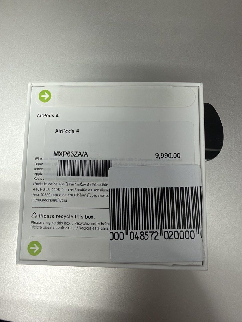 Apple AirPods 4 (Category: Earphones) located in Manila. Submitted by er3h24 (Listing ID 1466069276, Image 1). Description: - Brand: Apple - Item: AirPods 4 Wireless Earbuds - Model: MXP63ZA/A - Condition: Brand new, unopened box - Authenticity: 100% Original.