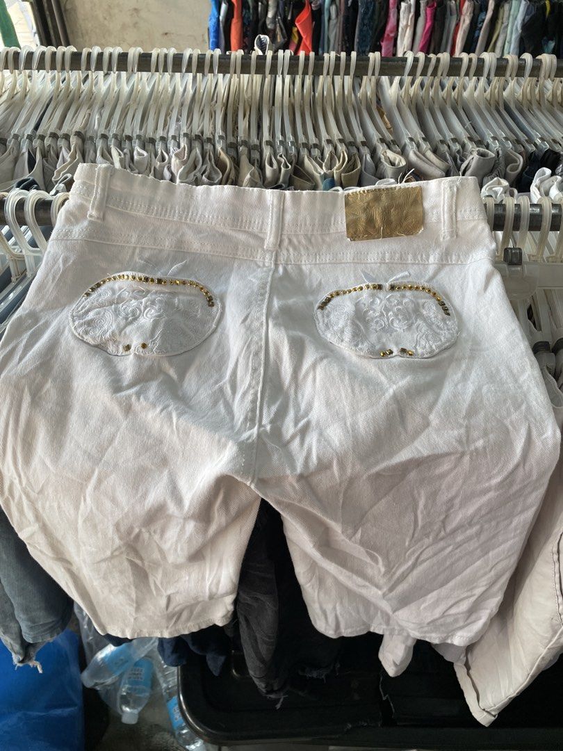 Apple bottom jeans (Category: Shorts) located in Lucena. Submitted by riyizthriftz (Listing ID 1465954317, Image 1). Description: Apple bottom jeans Good condition Color rate 9/10 Missing some beads.