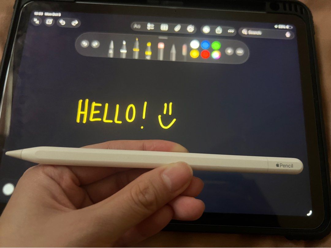 Apple Pencil USB-C (Category: Other Mobile & Gadget Accessories) located in Imus. Submitted by jai19x (Listing ID 1466060543, Image 2). Description: ₱3500 (negotiable) No box/accessories included RFS: No longer needed 💳 Mode of Payment: GCash / Bank Transfer / COD 🚚 Delivery: Lalamove / Grab (shouldered by buyer).