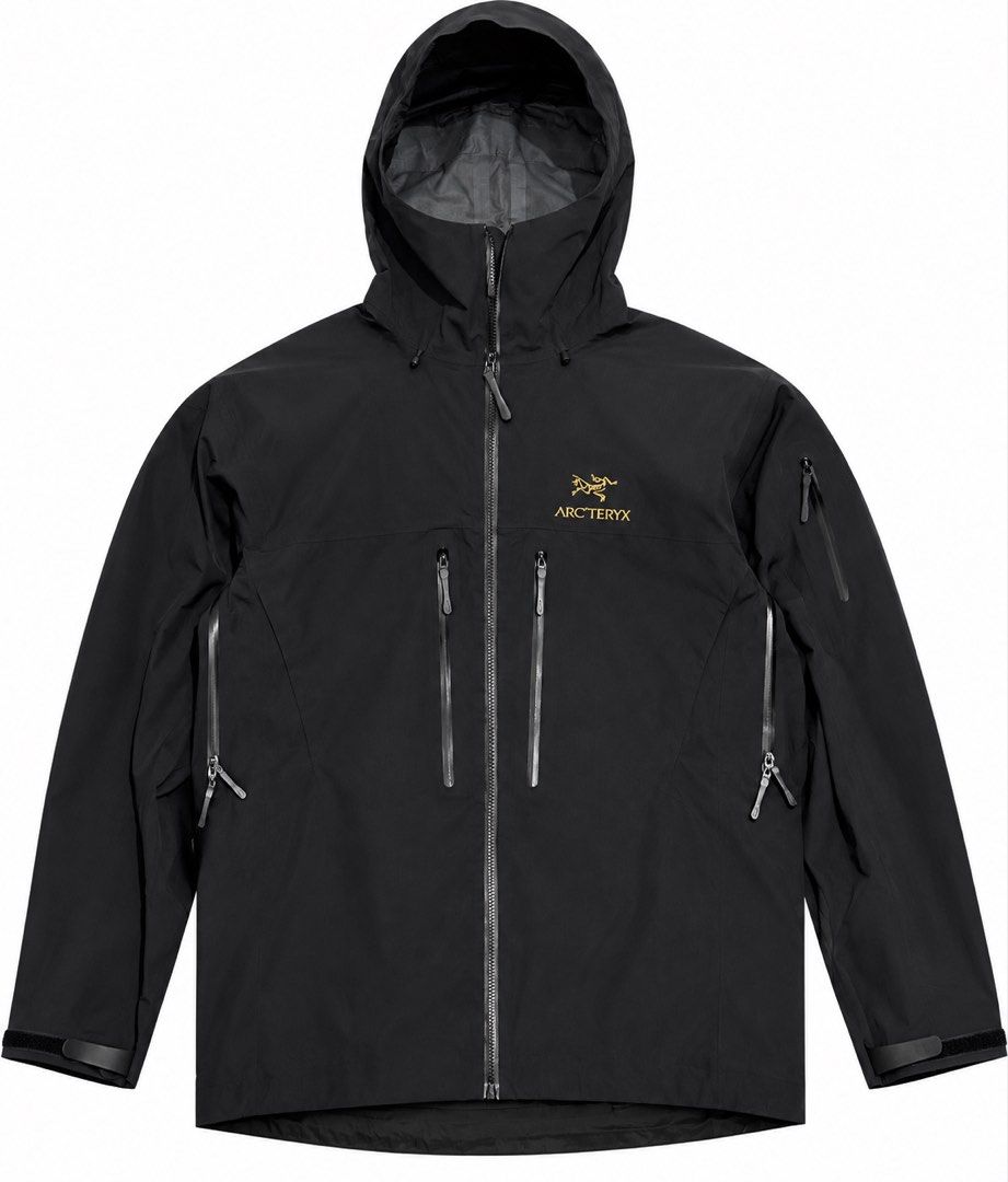 ARC’TERYX ALPHA SV24k (Category: Activewear) located in Bocaue. Submitted by whoopieeee (Listing ID 1466102741, Image 1). Description: Arc’teryx alpha sv 24k Size width 24 length 30.