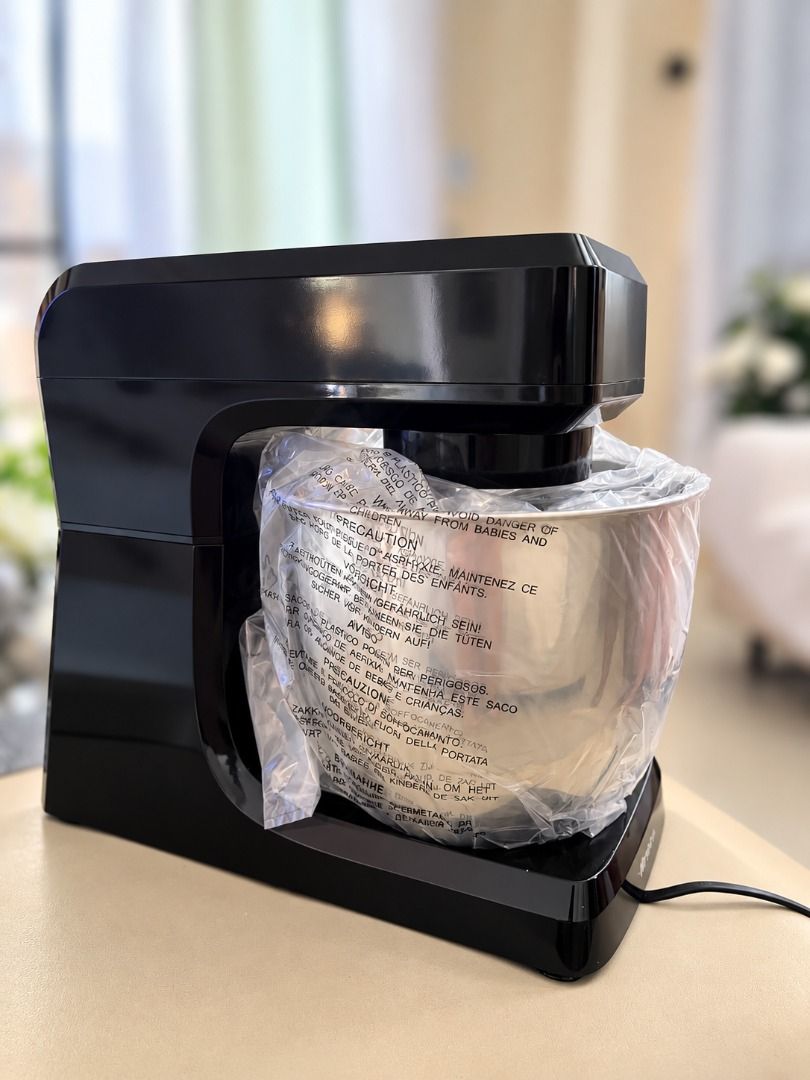 Ariete Planetary Mixer 7L (Category: Hand & Stand Mixers) located in Marikina City. Submitted by coolcat.7cebaf (Listing ID 1466057191, Image 2). Description: Brand: Ariete Model: Gourmet Professional 7L — 1598/02 Type: Planetary stand mixer / dough mixer Bowl: 7-liter stainless steel Power: 1,200 W Speeds: 6 speeds + Pulse Attachments: Whisk, beater, dough hook Splash guard: Yes Non-slip feet: Yes Dimensions: 39.5 × 23.5 × 35 cm Weight: About 4.