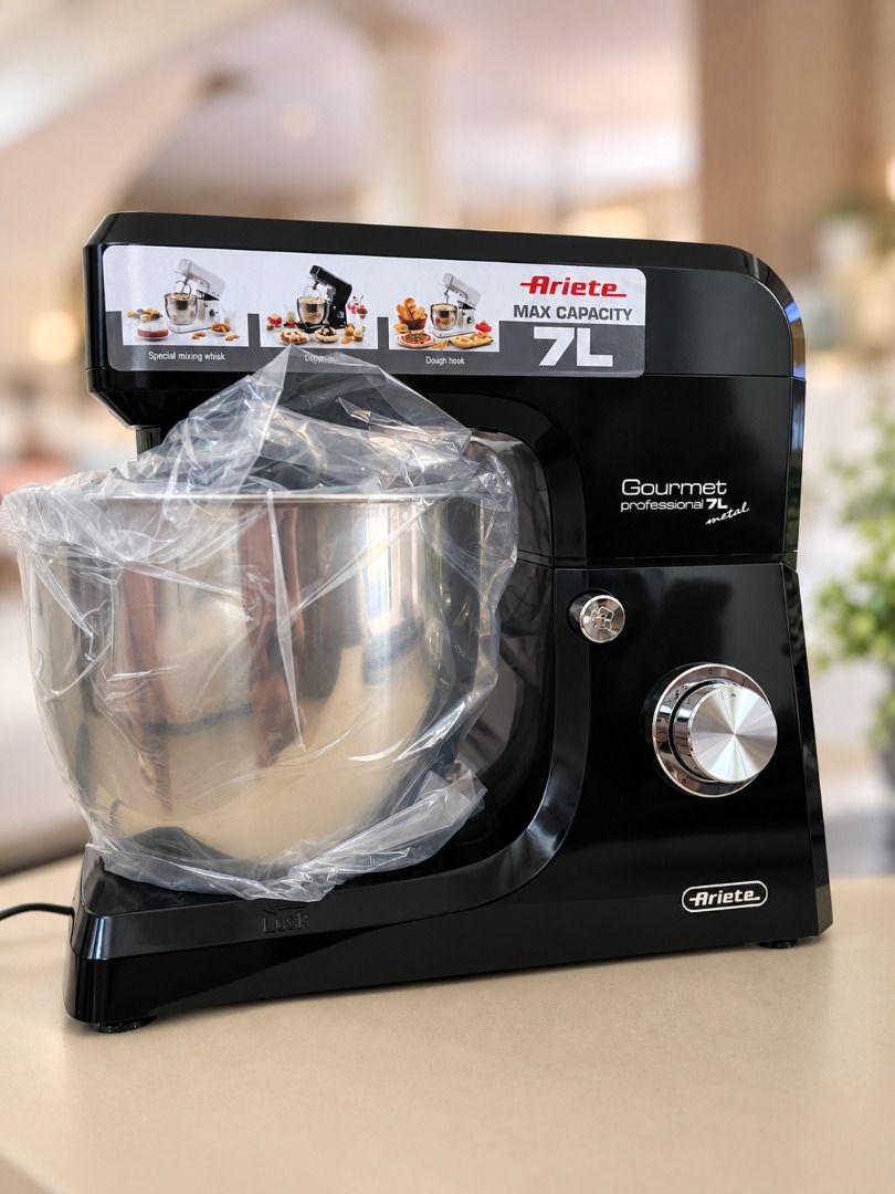 Ariete Planetary Mixer 7L (Category: Hand & Stand Mixers) located in Marikina City. Submitted by coolcat.7cebaf (Listing ID 1466057191, Image 1). Description: Brand: Ariete Model: Gourmet Professional 7L — 1598/02 Type: Planetary stand mixer / dough mixer Bowl: 7-liter stainless steel Power: 1,200 W Speeds: 6 speeds + Pulse Attachments: Whisk, beater, dough hook Splash guard: Yes Non-slip feet: Yes Dimensions: 39.5 × 23.5 × 35 cm Weight: About 4.