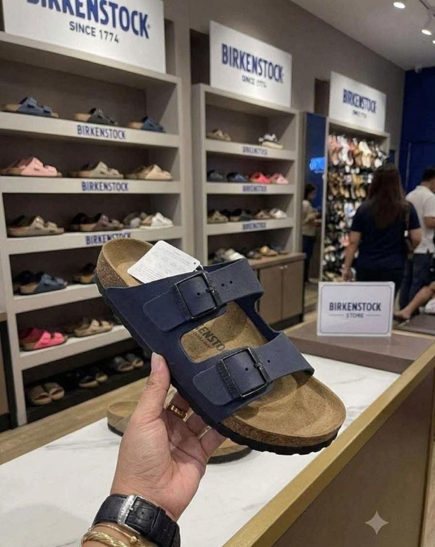Arizona Bs Blue (Category: Slippers and slides) located in Rizal. Submitted by hiraya16 (Listing ID 1466005043, Image 1). Description: 35/36/37/38/41/42/43/44 Onhand ready to ship + SF Lbc.