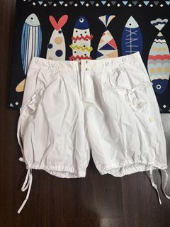 (Category: ) located in . Submitted by urbanwear (Listing ID 1466082618, Image 1). Description: .