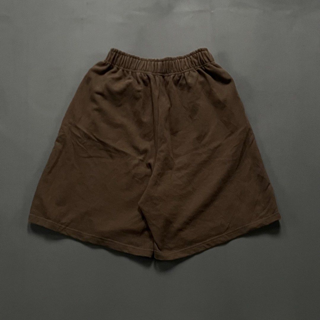 ARMY GREEN SWEATSHORT (Category: Shorts) located in Liloan. Submitted by retro_ken_finds (Listing ID 1465967132, Image 3). Description: 🔻Details🔻 ARMY GREEN SWEATSHORT 📐𝐌𝐞𝐚𝐬𝐮𝐫𝐞𝐦𝐞𝐧𝐭 ( 𝒊𝒏 𝒊𝒏𝒄𝒉𝒆𝒔 ) ᴡᴀɪꜱᴛ: free | ʟᴇɴɢᴛʜ: 20 | ʜᴇᴍ: 14.5 • ᴄᴏɴᴅɪᴛɪᴏɴ: 9/10 • ᴄᴏʟᴏʀ ʀᴀᴛᴇ: 9/10 • ɪꜱꜱᴜᴇ: ❌ _______________________________ 🅼🅸🅽🅴: 400.