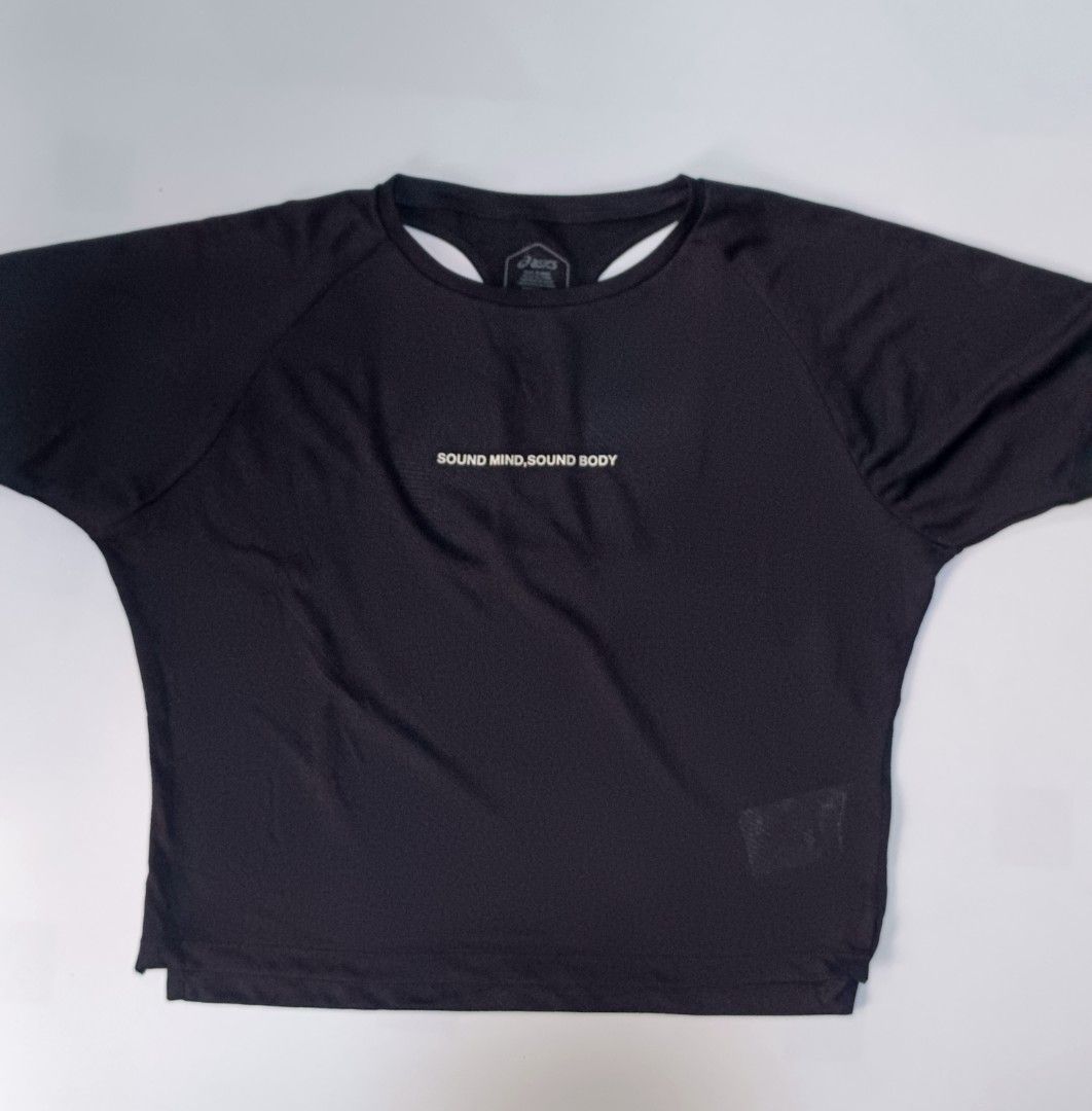 Asics Active wear (Category: Activewear) located in Tacloban City. Submitted by agnescthrifted98 (Listing ID 1466048876, Image 1). Description: No Issue Size Medium Dimension: 21x21 Inches Gymwear/Running/Pickleball Excellent Condition.