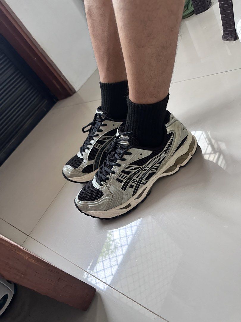 Asics Gel Kayano 14 (Category: Casual Shoes) located in Manila. Submitted by nilodanzcuadra (Listing ID 1466035454, Image 2). Description: Size 10 mens Excellent condition Pre loved Loc: north caloocan.