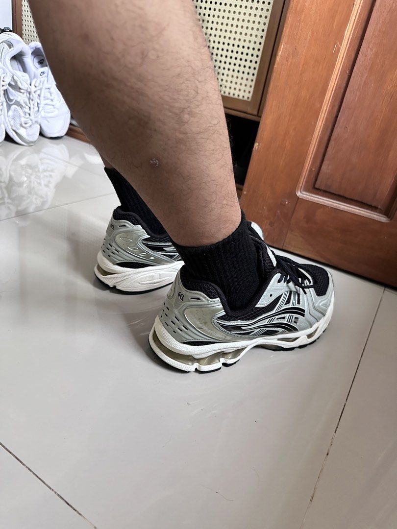 Asics Gel Kayano 14 (Category: Casual Shoes) located in Manila. Submitted by nilodanzcuadra (Listing ID 1466035454, Image 3). Description: Size 10 mens Excellent condition Pre loved Loc: north caloocan.
