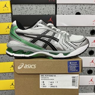 (Category: ) located in . Submitted by pickplanet_sneaker_shirt (Listing ID 1466085372, Image 1). Description: .