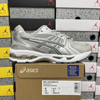 (Category: ) located in . Submitted by pickplanet_sneaker_shirt (Listing ID 1466099946, Image 1). Description: .