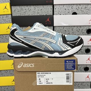 (Category: ) located in . Submitted by pickplanet_sneaker_shirt (Listing ID 1466102012, Image 1). Description: .