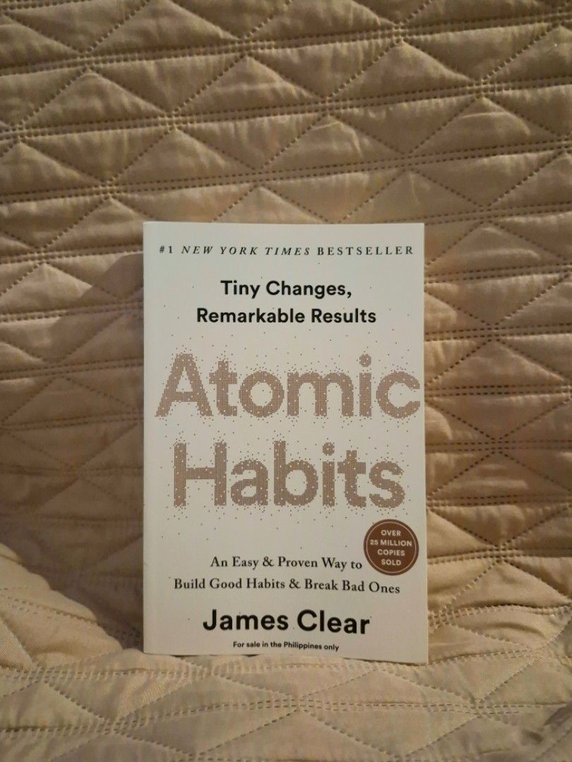 Atomic Habits (Category: Storybooks) located in Paranaque City. Submitted by yukioreads (Listing ID 1466025331, Image 1). Description: For Sale! bought from fullybooked rfs: 2nd copy PM for more photos :).