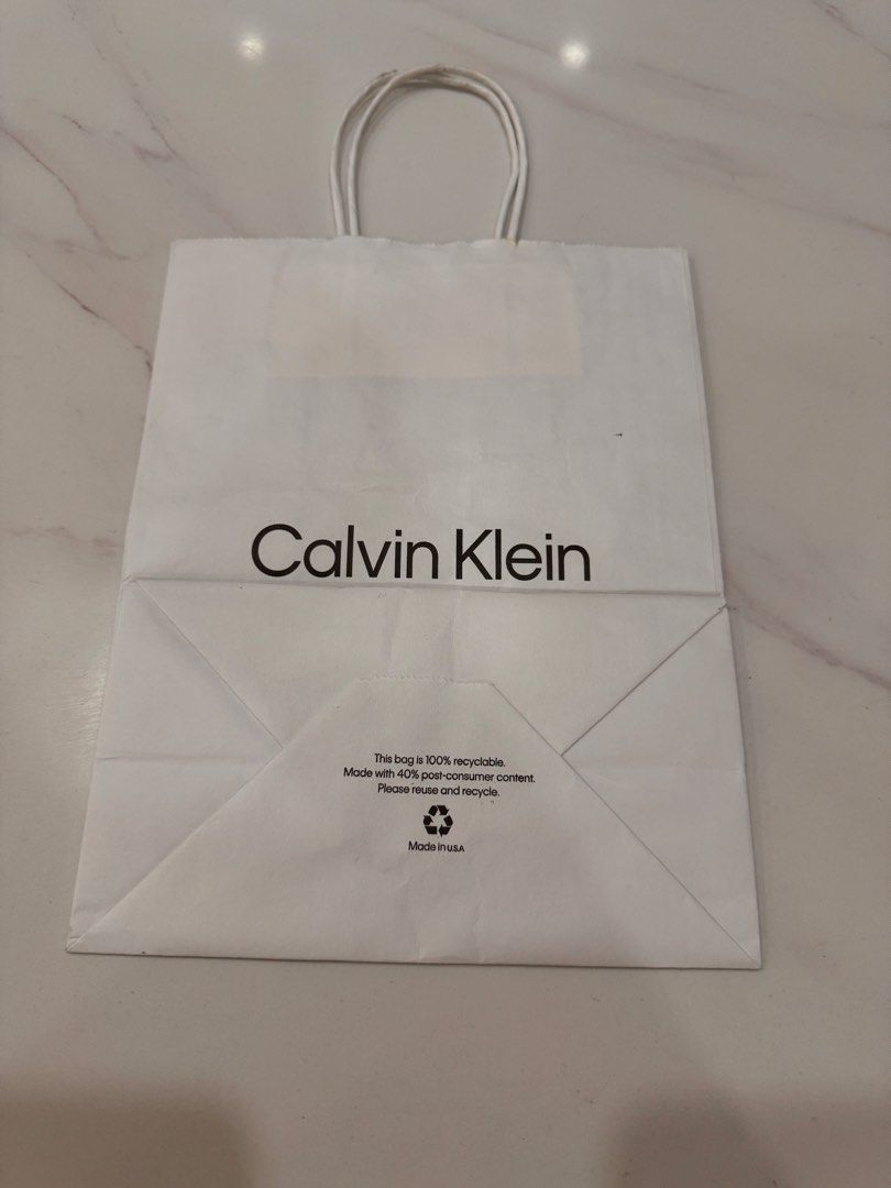 Authentic Calvin Klein Paper Bag-Declutter (Category: Looking For) located in Mexico. Submitted by hayascentph (Listing ID 1466045848, Image 2). Description: *Declutter *Mode of payment Gcash/Maya Wallet *Delivery Fee to be shouldered by buyer *We ship Nationwide *Courier JNT or LBC cash on delivery, Cash on pick up in nearest LBC branch Need a new scent? Follow my Facebook page for perfume finds! Facebook Page: Haya Scent Carousell: hayascentph 