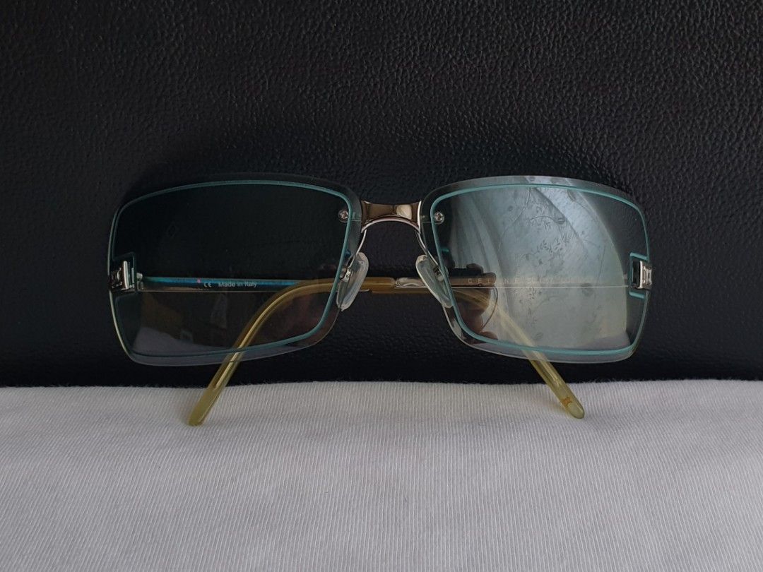 Authentic Celine Rimless Sunglasses (Category: Sunglasses & Eyewear) located in Quezon City. Submitted by WasalakTwo (Listing ID 1466150043, Image 1). Description: Bought in Japan Made in Italy Authentic Excellent condition Clean and presentable Open for delivery nationwide.