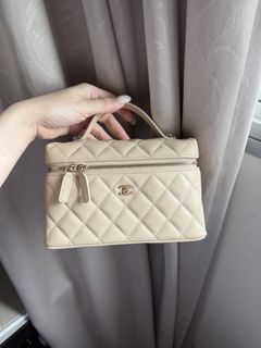 (Category: ) located in . Submitted by chicloves (Listing ID 1466088267, Image 1). Description: .