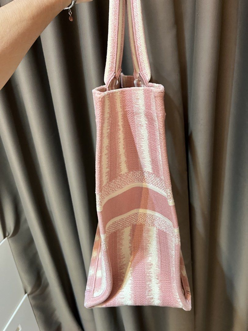 authentic christian dior booktote (Category: Luxury Bags & Wallets) located in Manila. Submitted by luxuryitems_bybosst (Listing ID 1466090800, Image 2). Description: excellent condition slightly nego location capitol hills quezon city walk in are welcome.