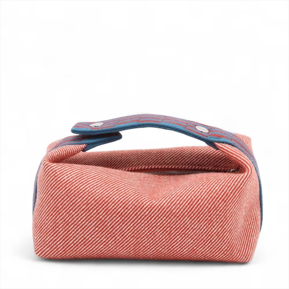 "Authentic Hermes Bride à Black PM Wool Red x Blue Silver Hardware " (Category: Shoulder Bags) located in General Trias. Submitted by japan_secondhand_products (Listing ID 1466053260, Image 2). Description: This item shows some signs of use, but is in good condition. *Please note that as this is a used item, there may be scratches or stains not mentioned in the description. Product Rank A brand Hermes Model Bride A Black PM size Size W: 21cm Size