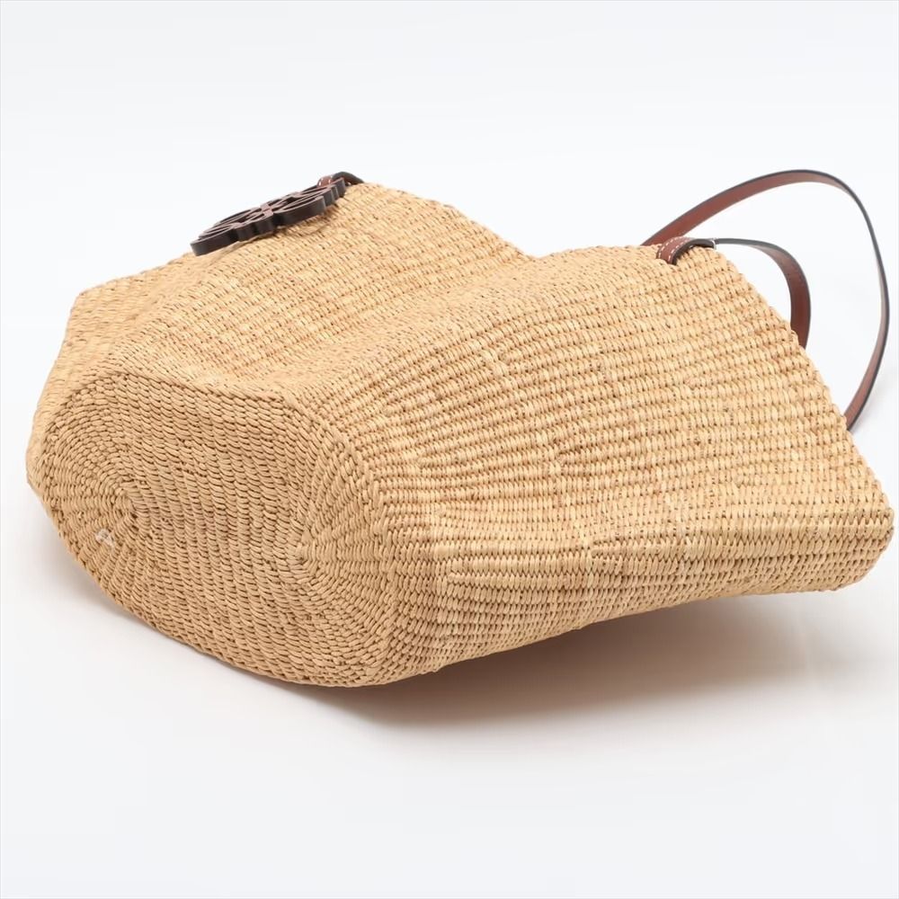 Authentic Loewe Small Shell Basket Raffia Basket Bag Beige (Category: Shoulder Bags) located in General Trias. Submitted by japan_secondhand_products (Listing ID 1466048104, Image 3). Description: This item has some minor stains and scratches that are not very noticeable. There is some peeling on the handle and a "C" mark engraved on the handle. *As this is a used item, there may be scratches or stains not mentioned in the description. Please und