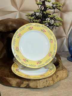 (Category: ) located in . Submitted by mecchyakawaiijapanesestore (Listing ID 1455506002, Image 1). Description: .