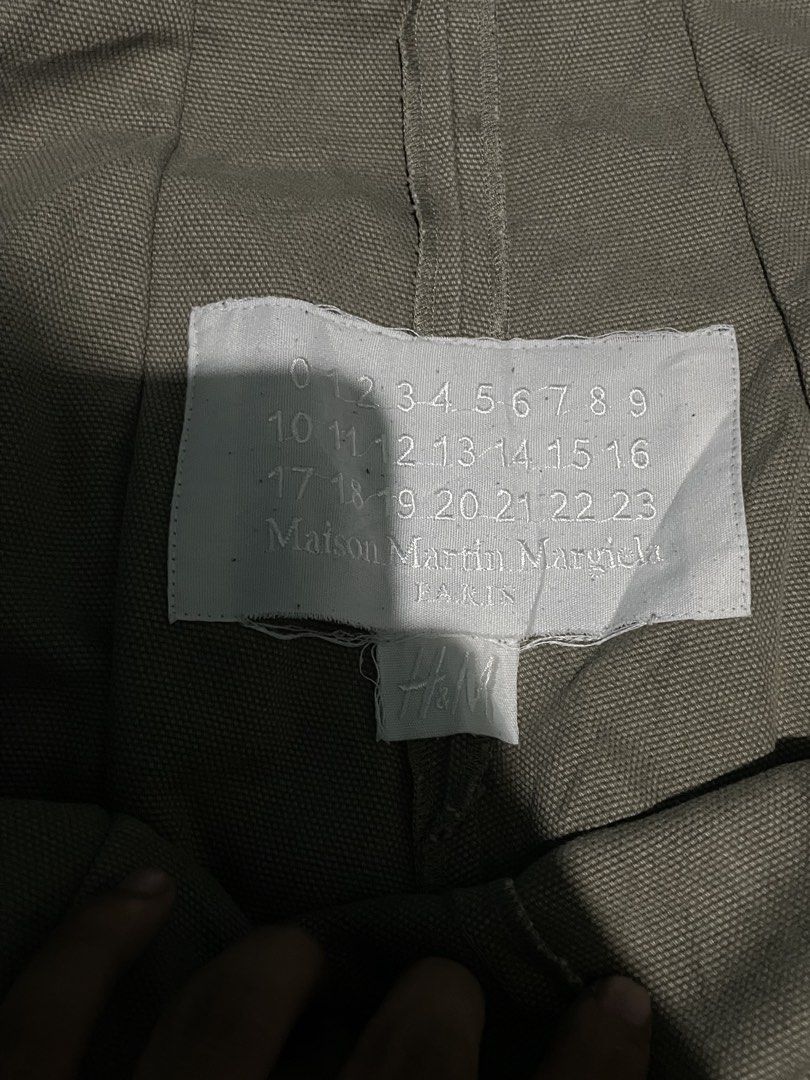 AUTHENTIC MAISON MARGIELA X H&M PATTERN CUT CANVAS TROUSERS (Category: Luxury Apparel) located in Cagayan de Oro. Submitted by patrickjam03829 (Listing ID 1465964005, Image 3). Description: waist 30 length 40 thigh 12 leg open 7.