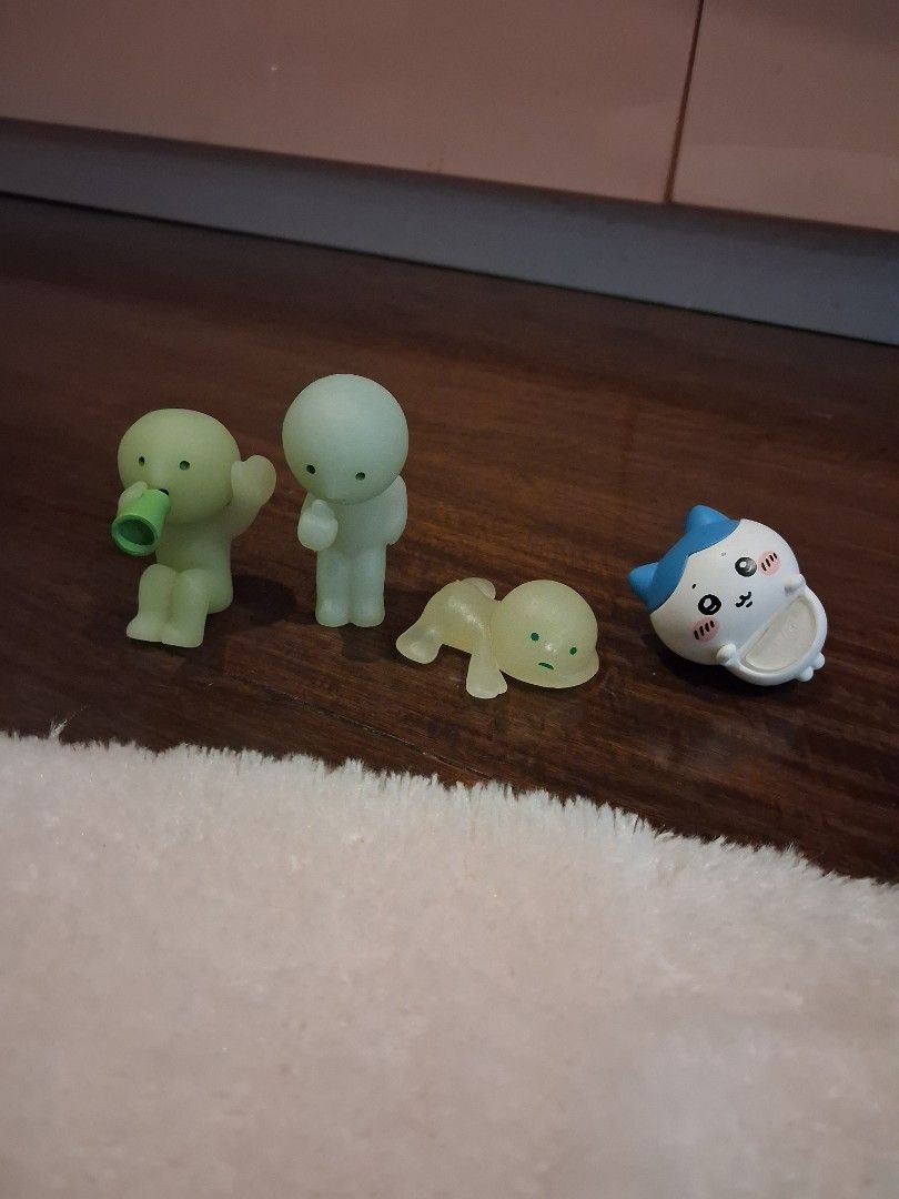 Authentic Sonny Angels, Smiskis, & Chiikawa Set (Category: Designer & Blind Box Toys) located in Manila. Submitted by kudos_ (Listing ID 1466127929, Image 1). Description: - Taking GCash only Take all for 2000php PRICES (INDIVIDUAL): 1. sitting smiski - 350 2. thumbs up smiski - 350 3. smiski melting hipper - 350 4. chiikawa hipper - 350 5. sonny angel gray cat - 250 (SOLD) 6. sonny angel skunk - 350 7. sonny angel crocodille hipper - 350 No rese