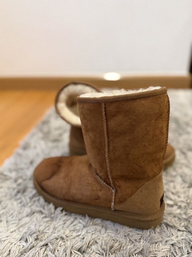 Authentic UGG Winter Boots (Category: Boots) located in Makati City. Submitted by MyPurchases2021 (Listing ID 1466049860, Image 2). Description: Lalabhan lang . .