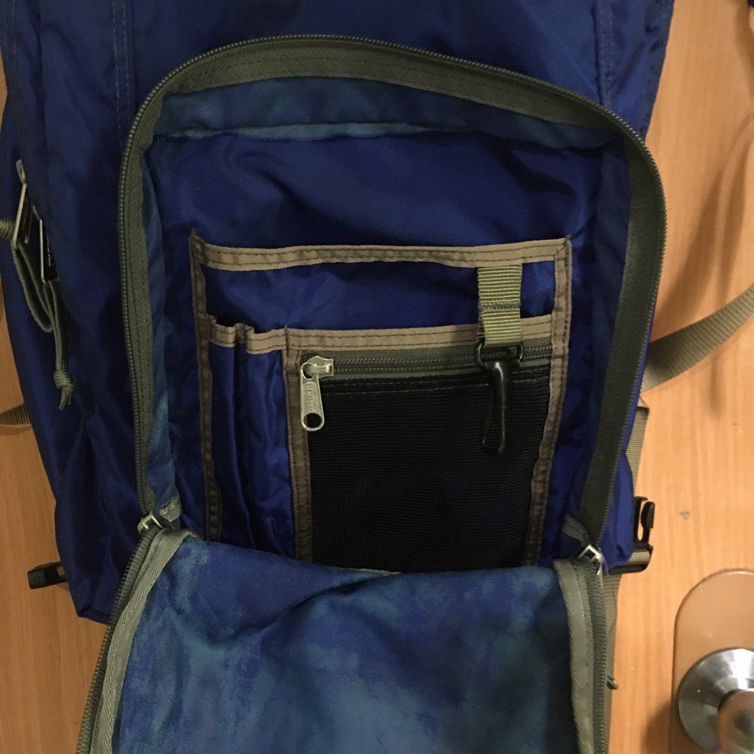 Authentic Vintage l.l.bean Original Book Pack Backpack Royal Blue (Category: Backpacks) located in Makati City. Submitted by tasteofluxury (Listing ID 1465996954, Image 2). Description: Authentic Vintage L.L.Bean Original Book Pack Backpack Royal Blue Color: Royal Blue with Reflective Stripe Origin: Made in Philippines (90s Vintage - Collectible) Material: Heavy-duty nylon, water-resistant Compartments: 3 zip compartments + front organizer pocket