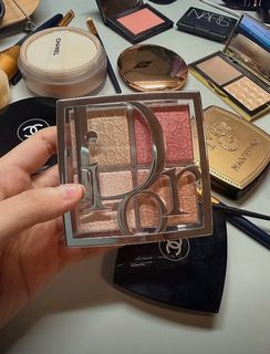 (Category: ) located in . Submitted by lindsaylohanxo (Listing ID 1466011547, Image 1). Description: .