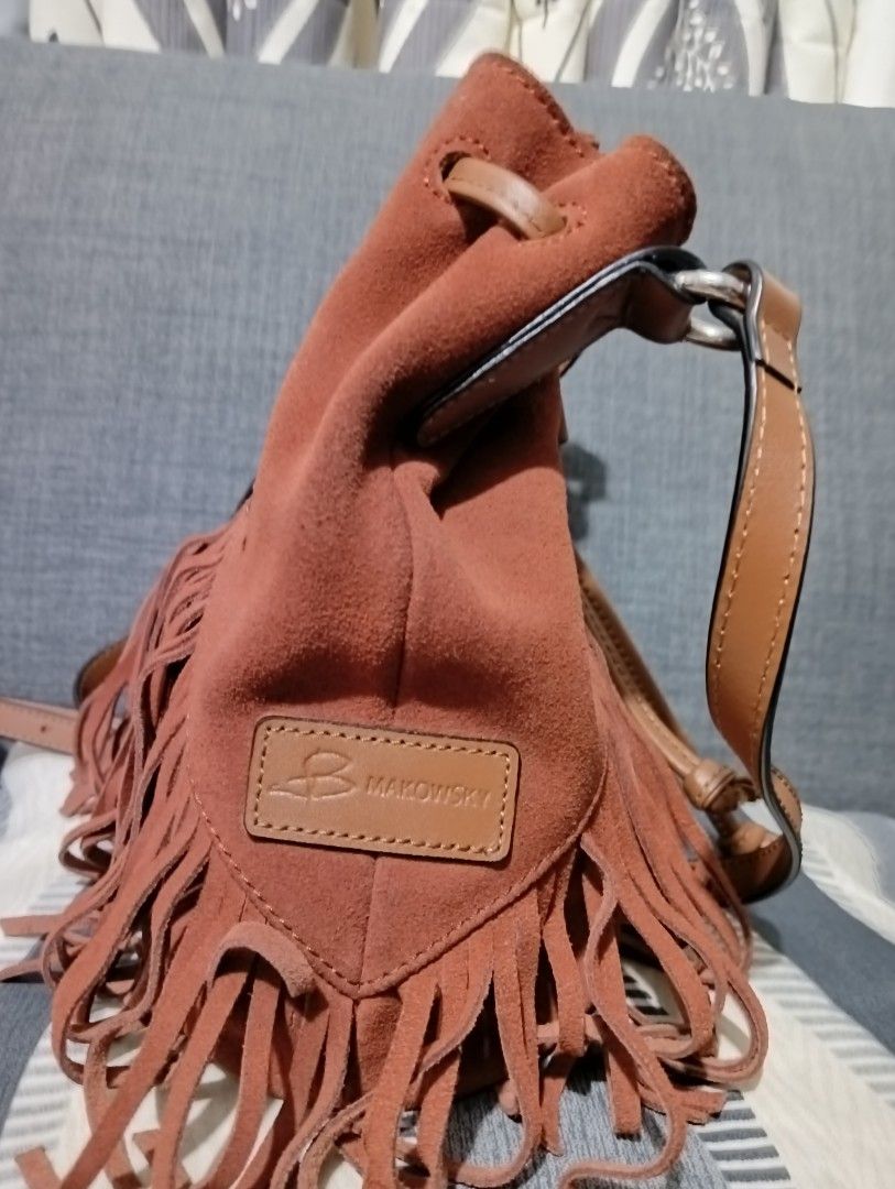 B. Makowsky Suede Fringe Bucket Bag (Category: Cross-body Bags) located in Hermosa. Submitted by chic2315 (Listing ID 1466063567, Image 3). Description: B.Makowsky Suede Fringe bucket bag. Made of genuine suede. Almost new condition. Used only twice, then store. Decluttering .