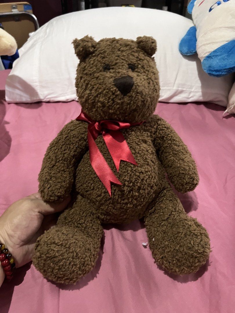 BABY GAP BROWN BEAR PLUSH (Category: Plushies & Soft Toys) located in Paranaque City. Submitted by bonsaiart (Listing ID 1466040332, Image 1). Description: Pre owned Good condition 650+sf Payment via gcash or paymaya Shipping via j&t No to cop / cod / meetup.