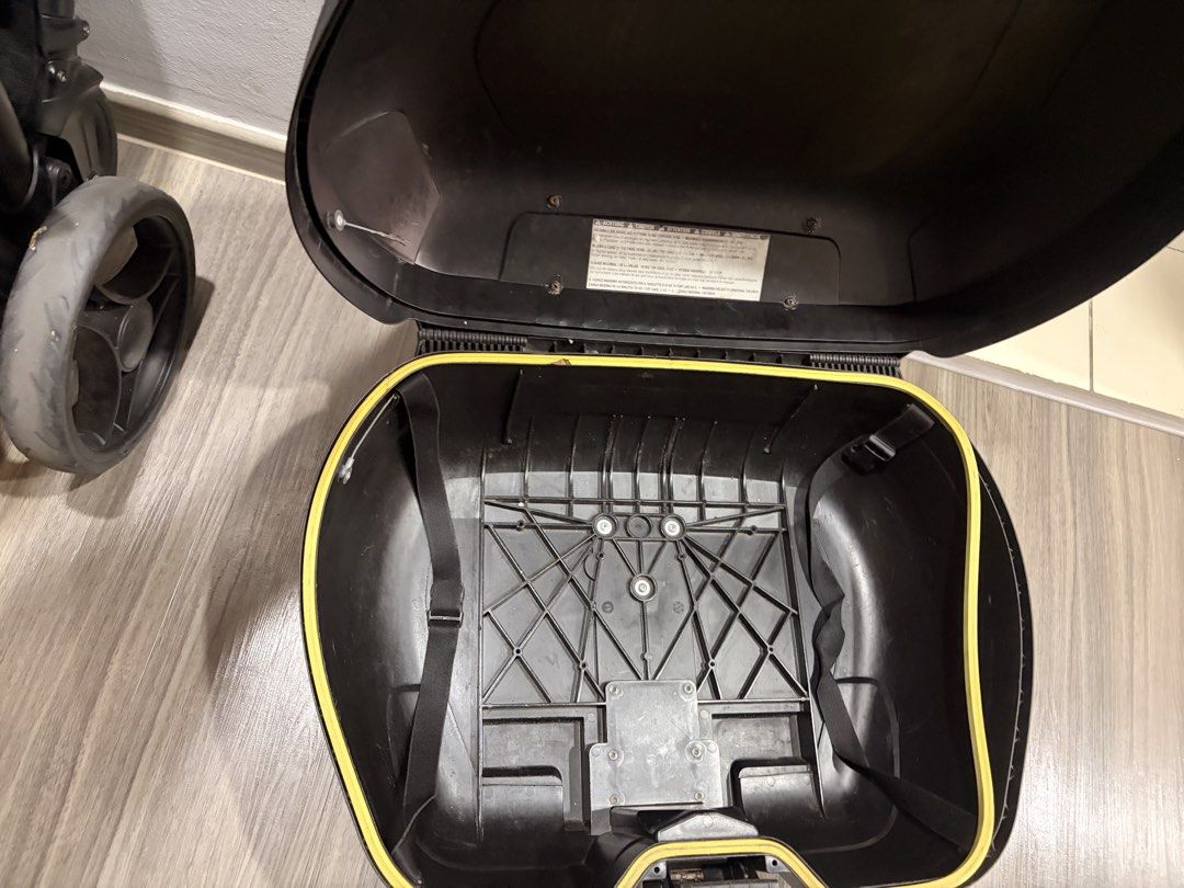 Back box (Category: Motorcycle Accessories) located in Singapore. Submitted by ykm23 (Listing ID 1465979331, Image 1). Description: - Type: Motorcycle back box / storage case - Color: Black with carbon-fiber texture top lid - Features: Large and spacious interior for helmets or gear, includes internal security straps - Note: Sale is for the box only (base plate not included) - Condition: Pre-loved, functional, with normal signs of usage - Pickup 