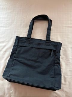 (Category: ) located in . Submitted by cell_shoos (Listing ID 1465978545, Image 1). Description: .