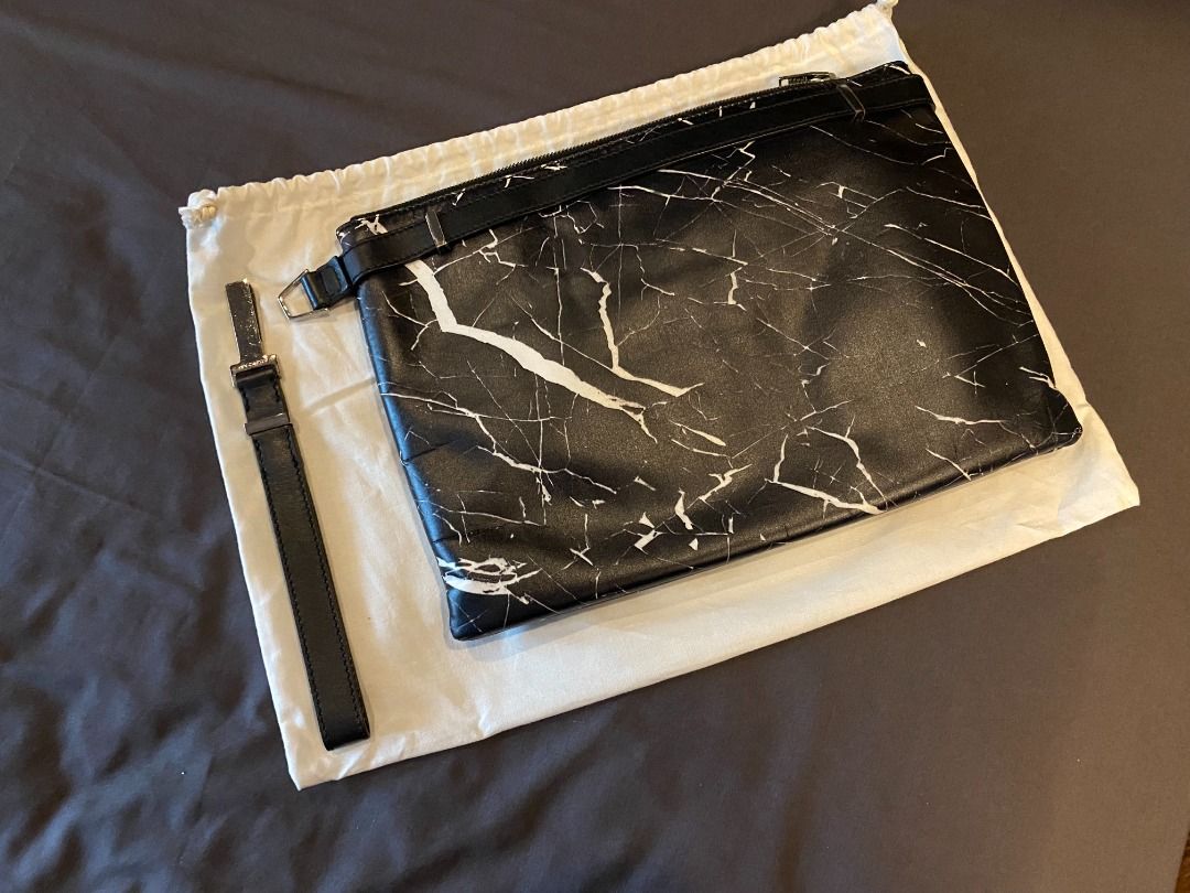 BALENCIAGA Marble Print Clutch (Category: Clutches) located in Mandaluyong City. Submitted by yohjivangarcons (Listing ID 1466106355, Image 1). Description: .