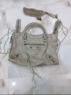 (Kategori: ) berada di . Dikirim oleh delimoet (ID iklan 1466082246, Gambar 1). Deskripsi: .