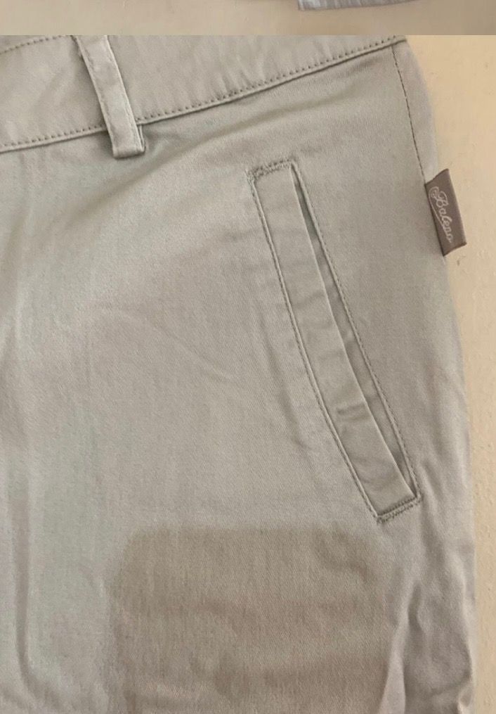 Baleno Pants Womens (Category: Jeans) located in Valenzuela. Submitted by clickandshoppreloved (Listing ID 1466029910, Image 3). Description: Baleno Pants Womens Original, Onhand, Brandnew XL Size On Tag Waist : 29in Height: 40.5 Color : Cream.