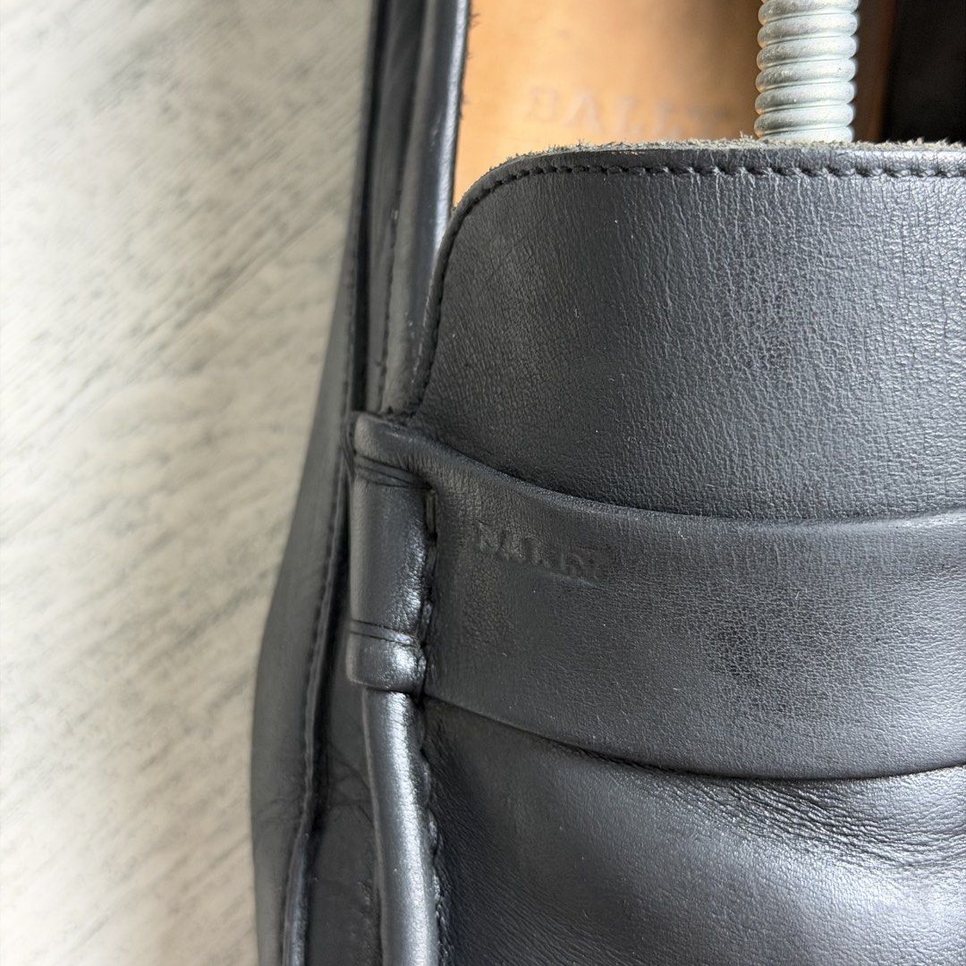 Bally Rumo (Category: Casual Shoes) located in Valenzuela. Submitted by wornagainstudios (Listing ID 1466130214, Image 2). Description: Fits 8 snugfit.