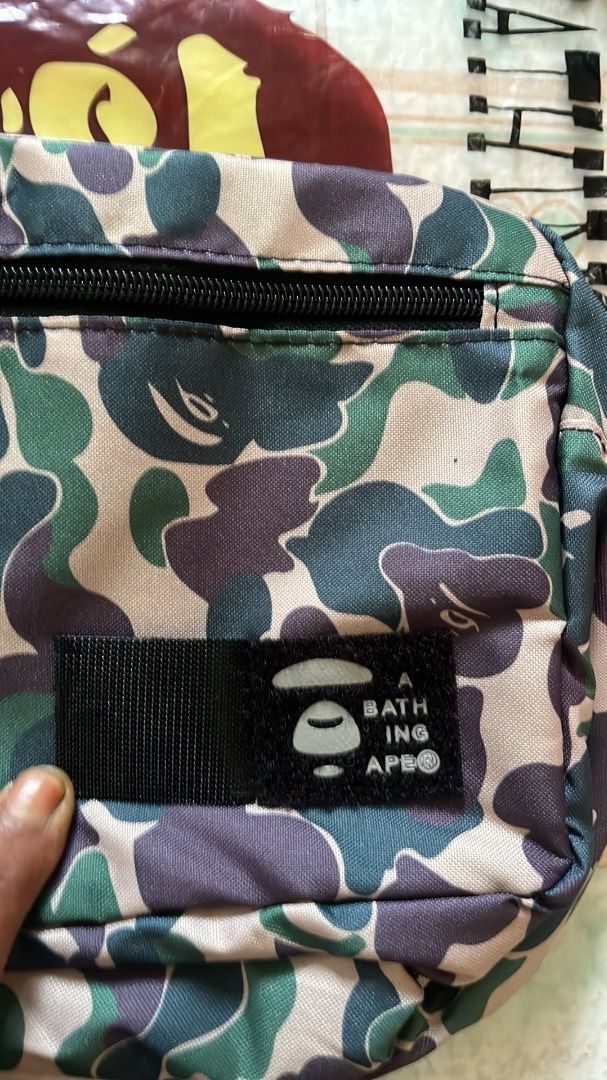 Bape (Category: Wallets & Card Holders) located in Kota Bharu. Submitted by pokwan86 (Listing ID 1463639845, Image 3). Description: There are two colours Original 199each and nego .