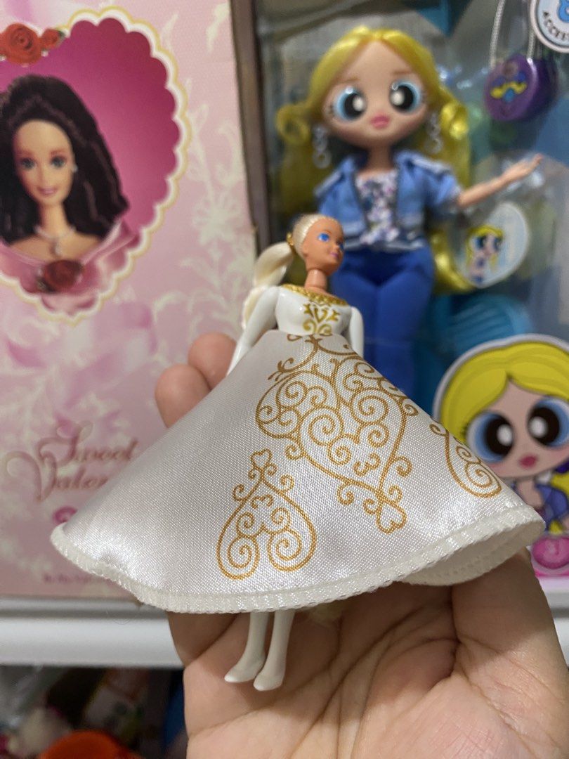 1996 Rapunzel Barbie (Category: Kids Toys) located in Las Pinas. Submitted by sherylandmargaux (Listing ID 1465999487, Image 3). Description: .