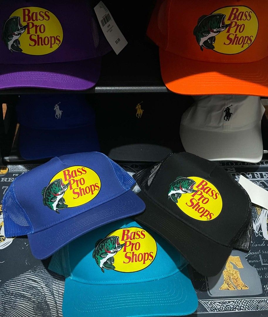BASS PRO SHOPS MESH CAP (PRINT LOGO) (Category: Caps & Hats) located in Talisay. Submitted by captivating6115 (Listing ID 1466099034, Image 1). Description: AUTHENTIC BASS PRO SHOPS PRINT LOGO MESH CAP MONEY BACK IF PROVEN FAKED.
