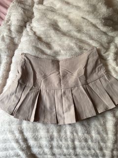 (Category: ) located in . Submitted by hadescloset (Listing ID 1465976614, Image 1). Description: .
