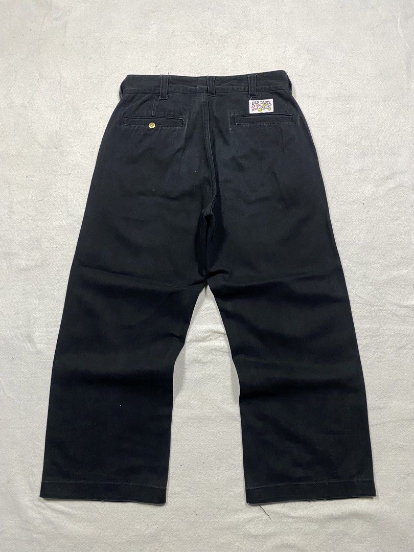 Ben davis Chicano Pants (Category: Chinos) located in Dasmarinas. Submitted by ridgeridethrift (Listing ID 1466102585, Image 1). Description: Waist 32 Thigh 12 Length 39 Hem 11 Condition very good , color rate : 9up/10 Issue: heel drag , minor white mark.