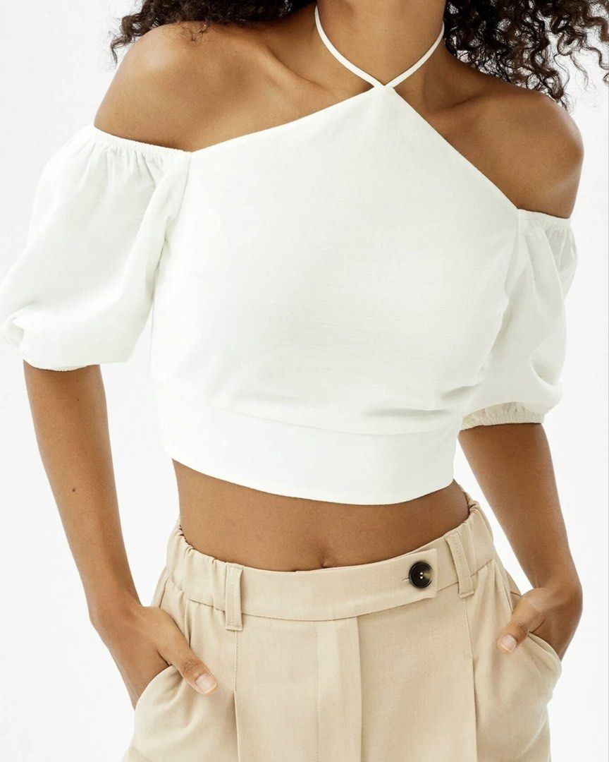 BERSHKA off shoulder halter blouse (Category: Blouses) located in Valenzuela. Submitted by julijulyxoxo (Listing ID 1465959630, Image 1). Description: with stains‼️ MOP: maribank, gcash, maya MOD: J&T Express Item is unwashed. Please wash immediately before wearing! 📍san miguel bulacan .