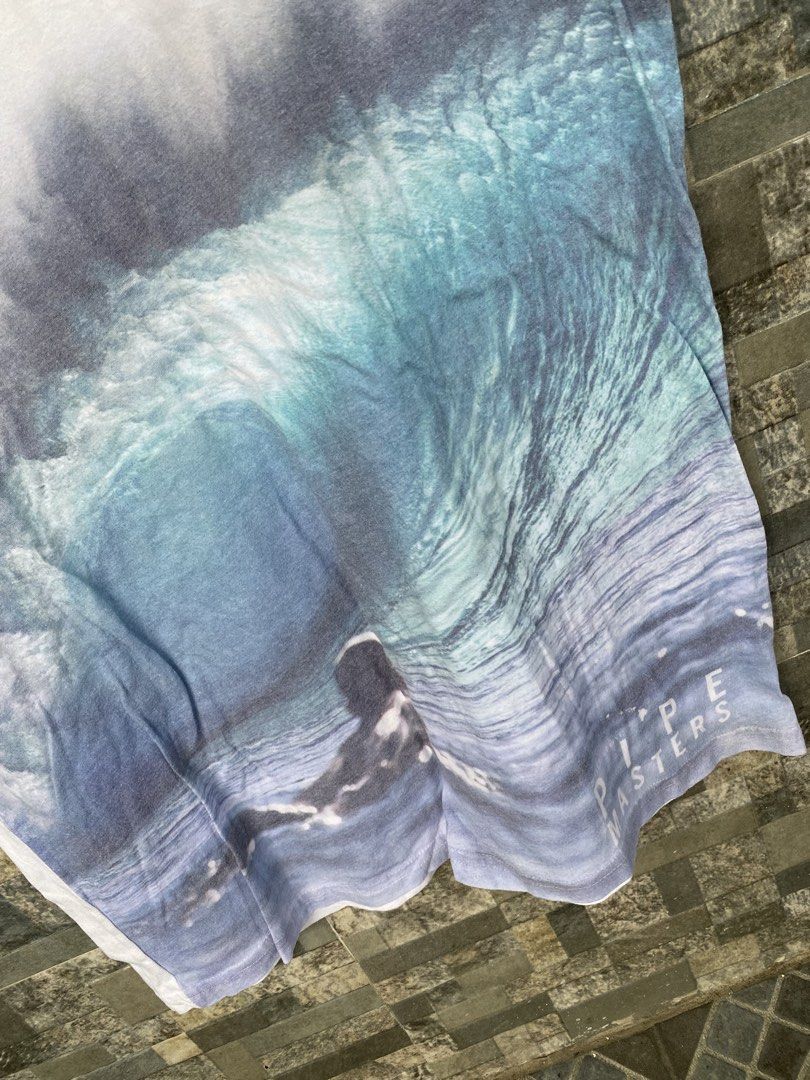 Billabong Pipe Masters Tanktop (Category: Tshirts & Polo Shirts ) located in Santa Rosa. Submitted by thriftandwrap.2020 (Listing ID 1466102603, Image 2). Description: •𝑺𝒊𝒛𝒆:Xlarge •𝑪𝒐𝒏𝒅𝒊𝒕𝒊𝒐𝒏:Excellent •𝑪𝒐𝒍𝒐𝒓 𝒓𝒂𝒕𝒆:9/10 𝗠𝗶𝗻𝗲 350.