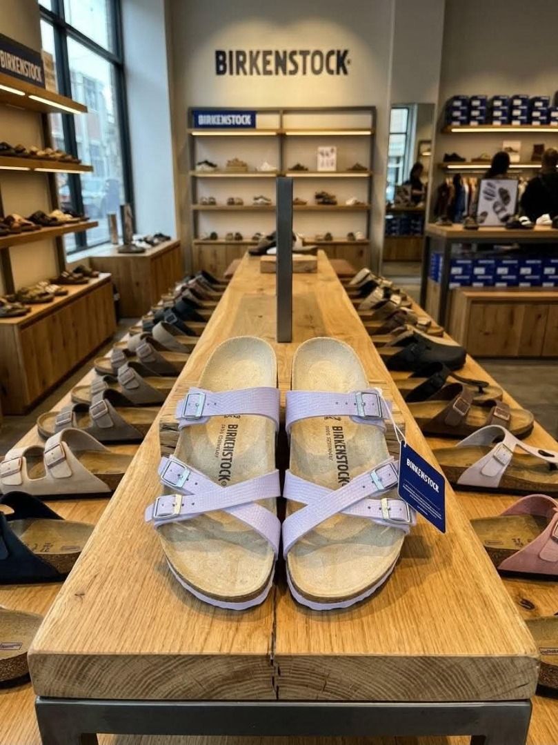 Birkenstock Franca Shiny Lizard (Category: Slippers and slides) located in Rizal. Submitted by hiraya16 (Listing ID 1465998553, Image 2). Description: 35/37/39 Onhand ready to ship +SF LBC.