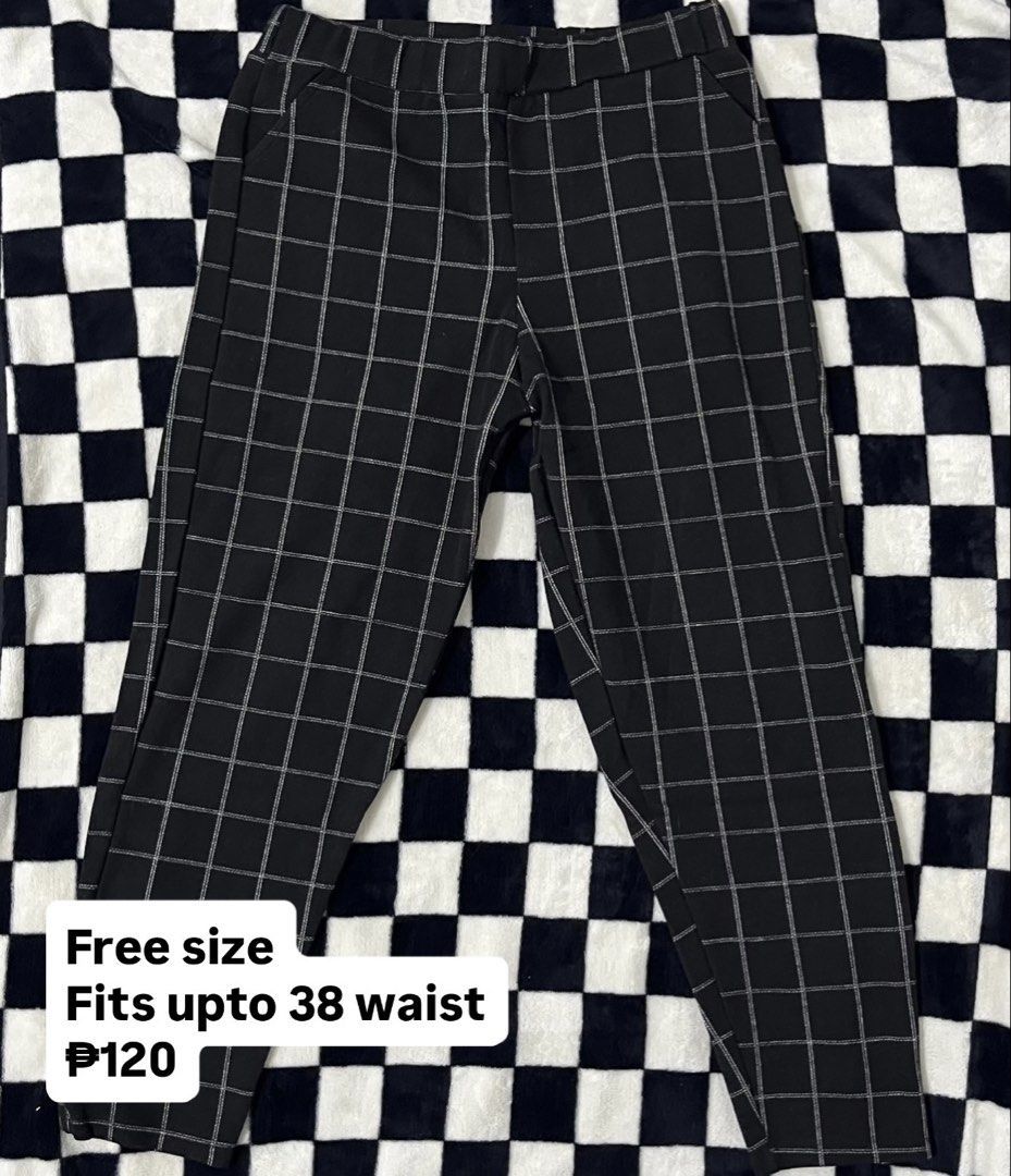 Black and White Grid Pattern Trousers (Category: Trousers) located in Tagum. Submitted by reijaann (Listing ID 1466144926, Image 1). Description: Plus Size Preloved Decluttering! 🩷🧚‍♀️ 📌 Price + sf 📌 MOP: maribank / gcash 📌 MOD: J&T 📌 PAYO (pay as you order) 📌NO COD (no 🍊/tt checkout) 📌NO CANCELLATION ONCE PAID 📍 Location: Tagum City, Davao del Norte.
