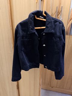 (Category: ) located in . Submitted by welovedclothing (Listing ID 1466048453, Image 1). Description: .