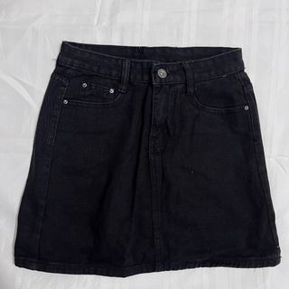 (Category: ) located in . Submitted by gbwardrobe (Listing ID 1466022980, Image 1). Description: .
