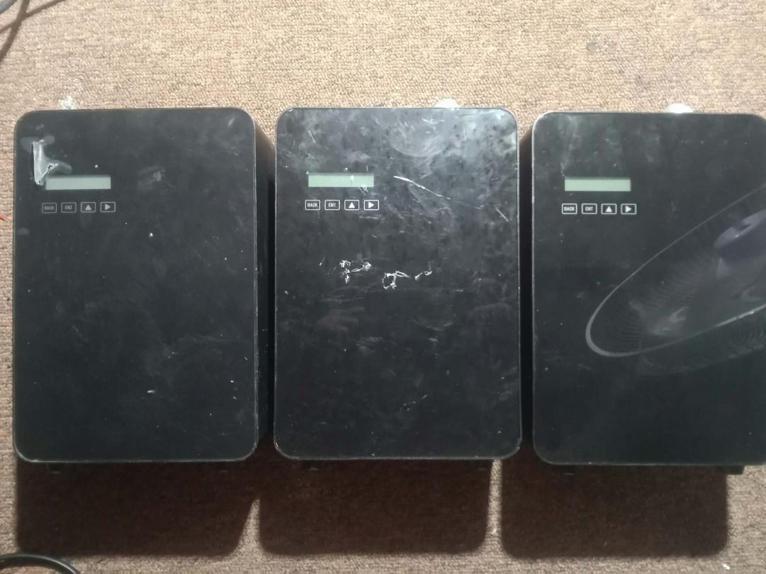 Black electronic scent diffuser set of 3 units take all:1,500 (Category: Home Fragrance) located in Caloocan City. Submitted by gelo09990 (Listing ID 1466128006, Image 1). Description: - Quantity: Set of 3 units - Color/Finish: Sturdy matte black plastic casing - Design: Features top metal nozzle attachments and convenient keyhole slots on the back for easy wall hanging - Certifications: Includes technical spec labels with FCC, RoHS, and CE certi
