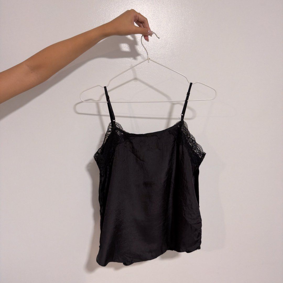 black lace cami top (Category: Sleeveless) located in Cebu City. Submitted by cuteoncue (Listing ID 1466149621, Image 3). Description: xs-small (m on tag).