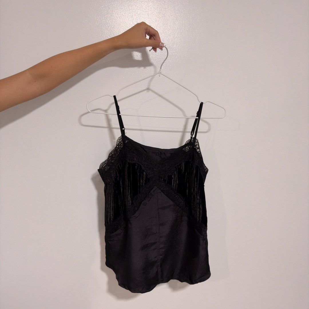 black lace cami top (Category: Sleeveless) located in Cebu City. Submitted by cuteoncue (Listing ID 1466149621, Image 2). Description: xs-small (m on tag).